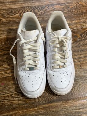 Nike White Low-Top Leather Sneakers